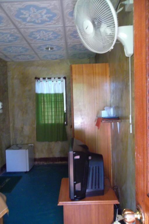 Tamarind Grand Resort Mae Sariang Habitación foto