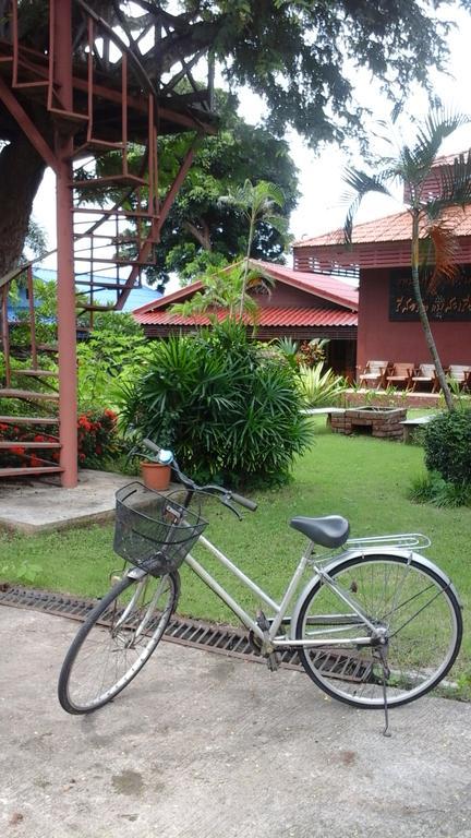 Tamarind Grand Resort Mae Sariang Exterior foto
